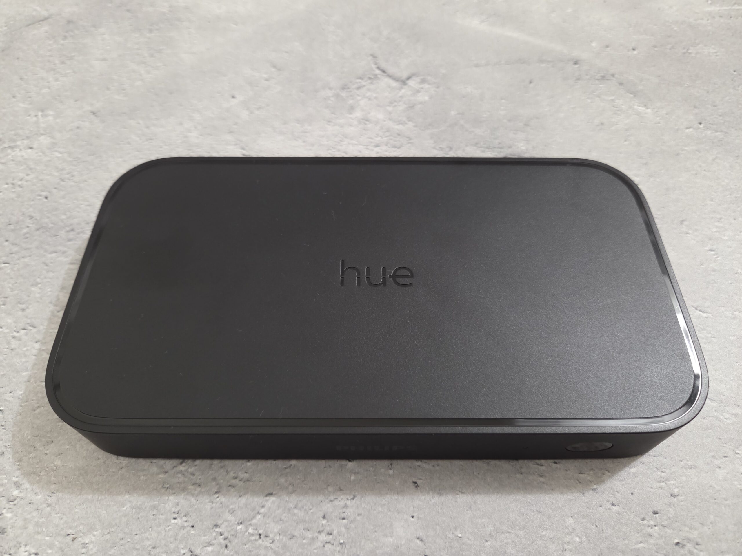 Hue Sync Box 8K本体（上面）